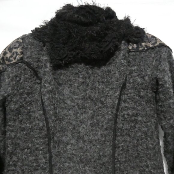 ARIA A USA | medium | Stylish Leopard Print Faux Fur Coat - Picture 11 of 16